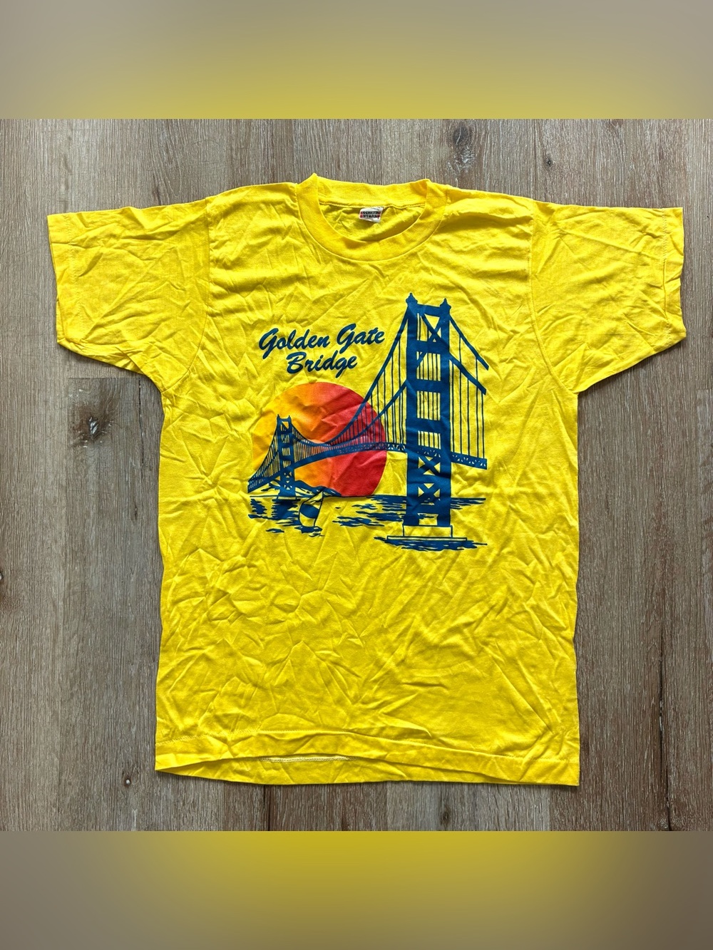 Vtg NOS Dead Stock Golden Gate Bridge T Shirt USA Yellow Screen Stars Size M-L
